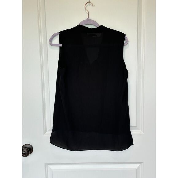Tahari Split Neck Sleeveless Black Blouse Size Small - Picture 2 of 7